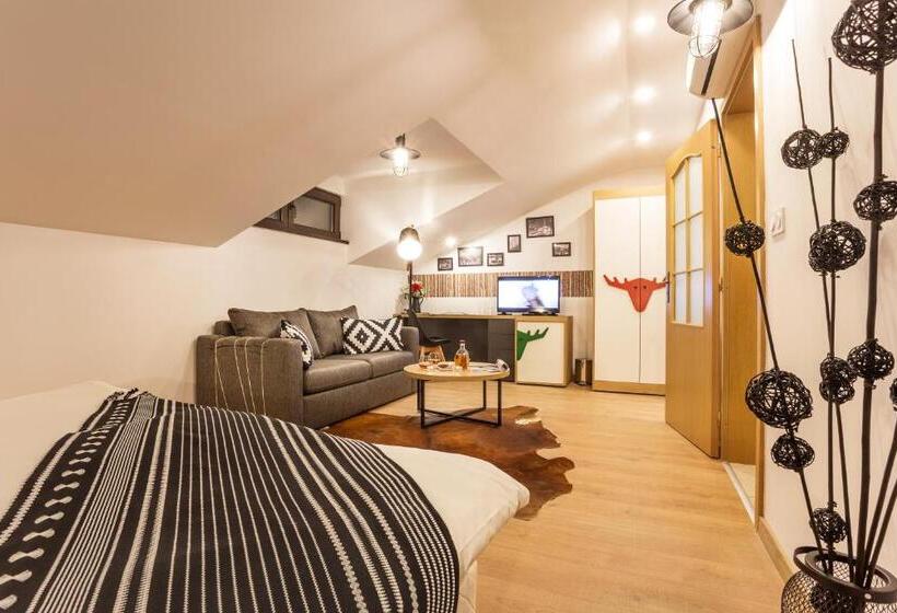 Family Suite, Complex Vazrozhdentsi