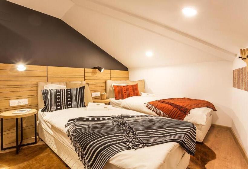 Family Suite, Complex Vazrozhdentsi