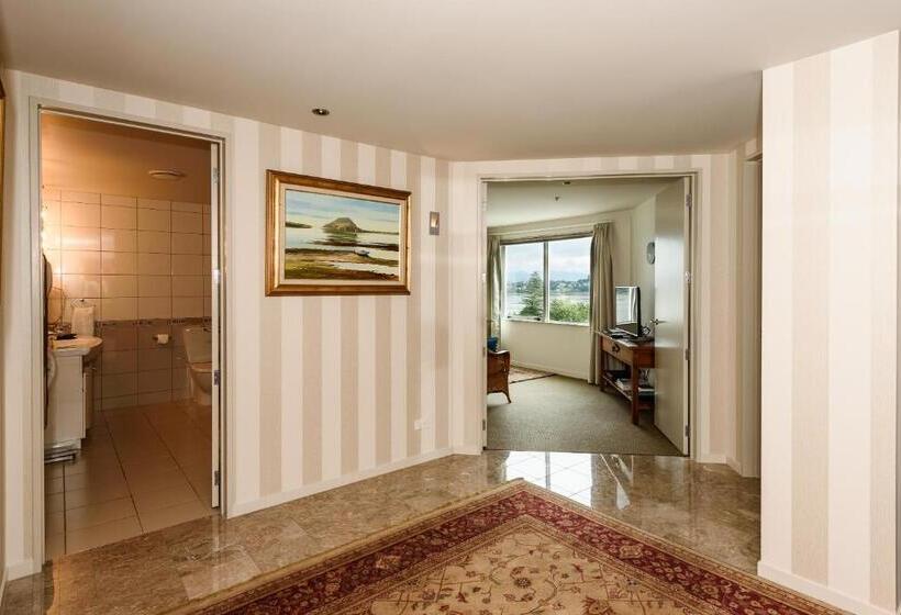 اتاق استاندارد با تخت بزرگ, Top Of The Town Bed & Breakfast
