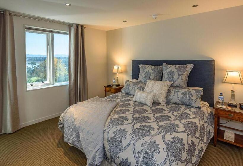 اتاق استاندارد با تخت بزرگ, Top Of The Town Bed & Breakfast