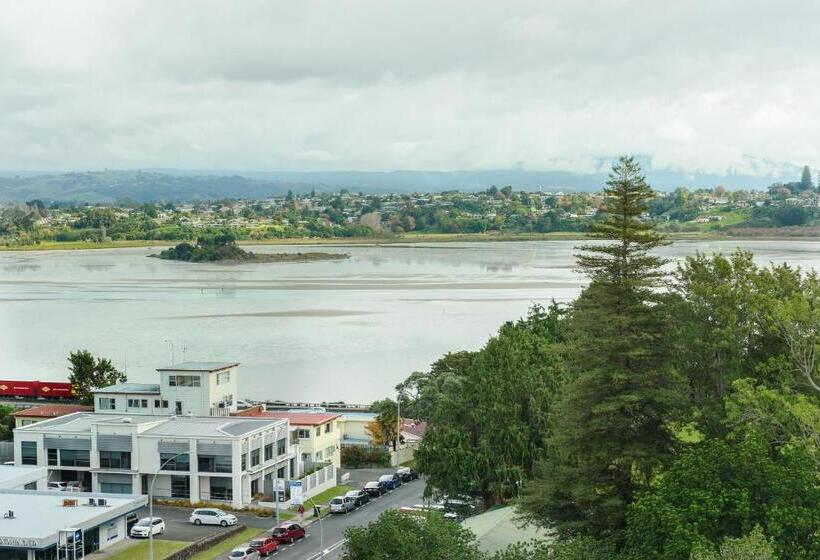اتاق استاندارد با تخت بزرگ, Top Of The Town Bed & Breakfast