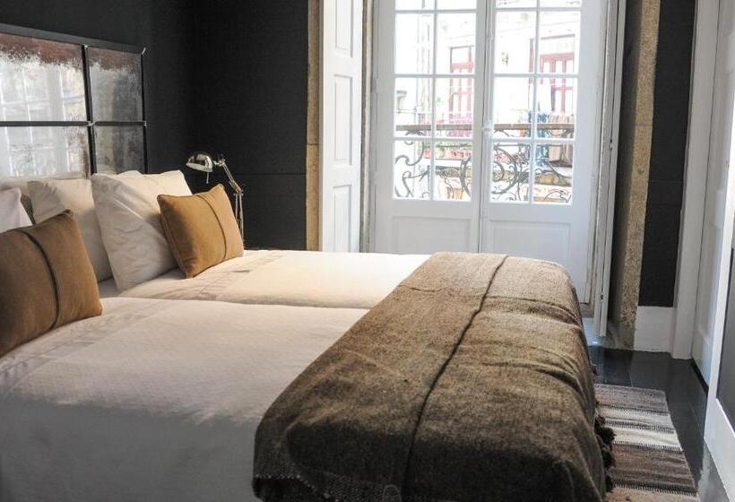 اتاق استاندارد چهار تخته, Mo House