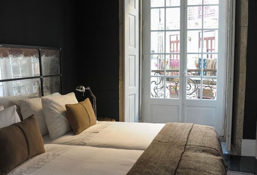 اتاق استاندارد چهار تخته, Mo House