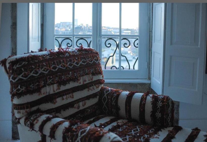 اتاق استاندارد با چشم‌انداز رودخانه, Mo House
