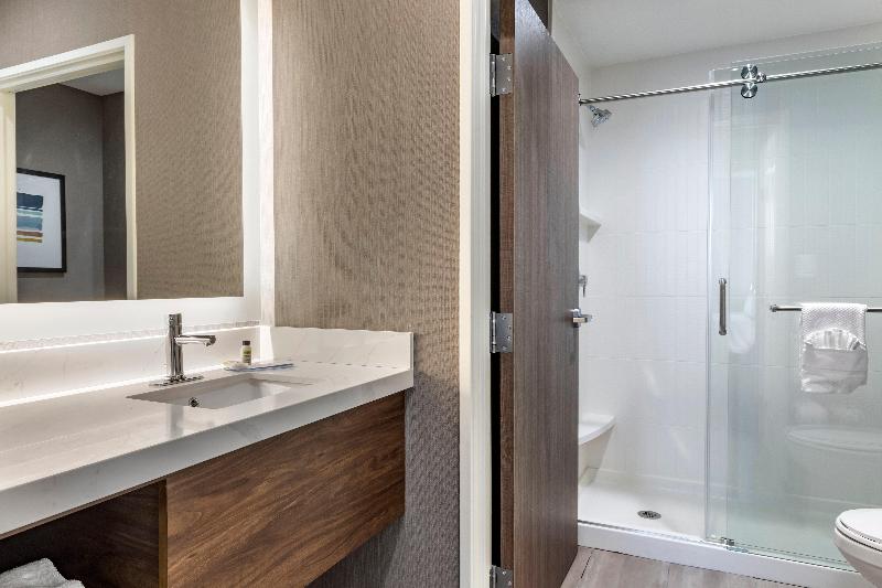 Люкс Адаптированный для Инвалидов, Staybridge Suites Grand Prairie Near Epic Central, An Ihg