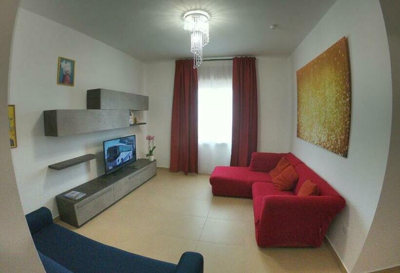 Номер Стандарт, Caserta Royale Apartment