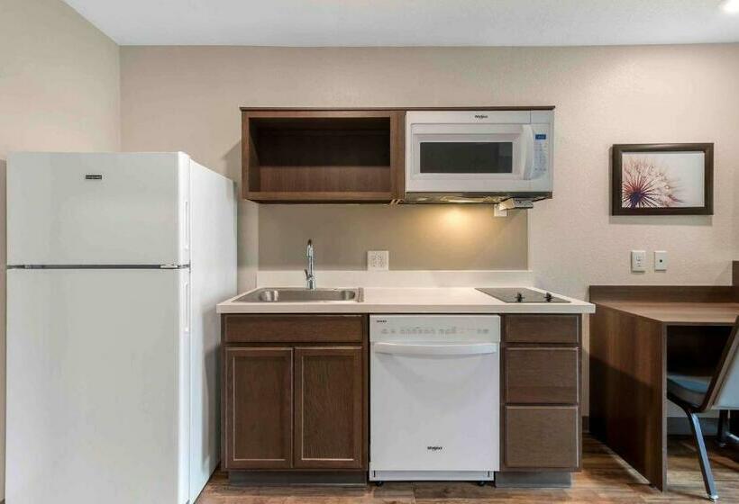 Номер Стандарт, Extended Stay America Suites  Atlanta  Lithia Springs