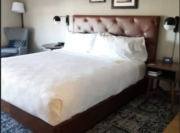 Номер Стандарт, Four Points By Sheraton Wakefield Boston Hotel & Conference Center