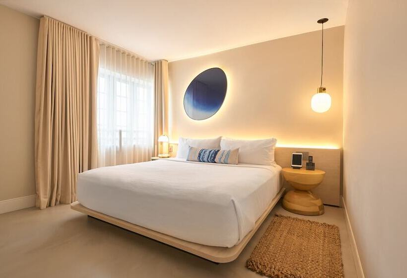 Standart Oda, Greystone   Adults Only
