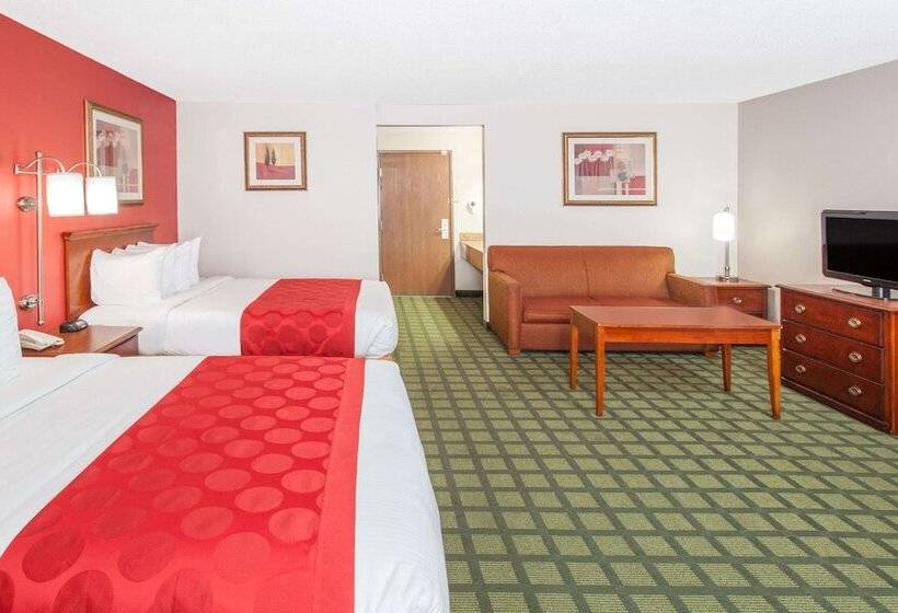 Номер Deluxe, Ramada Limited Decatur