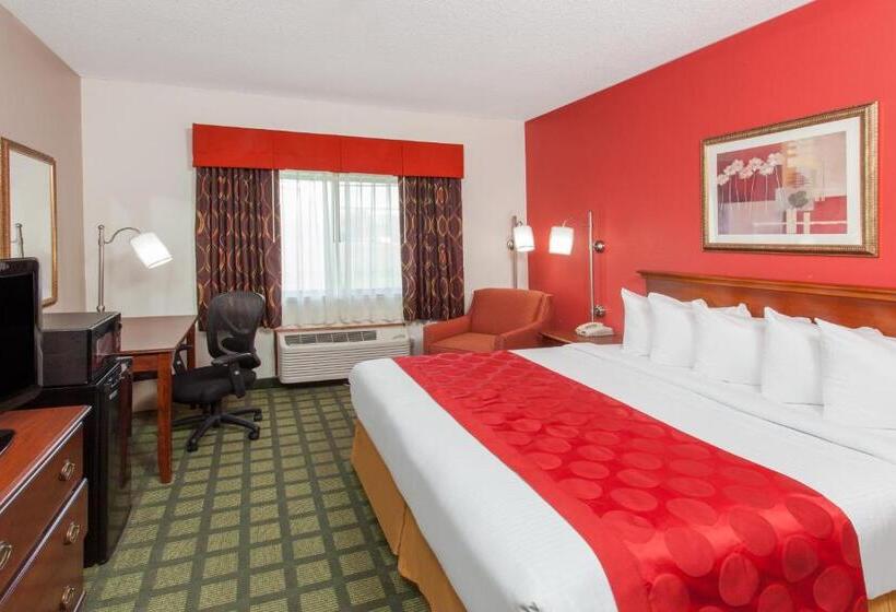 Люкс Кровать Кинг, Ramada Limited Decatur