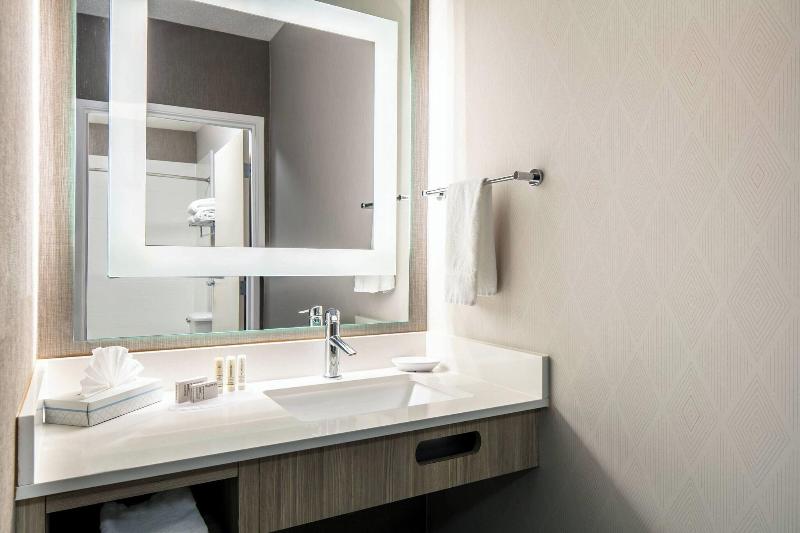 Люкс, Springhill Suites By Marriott Tulsa