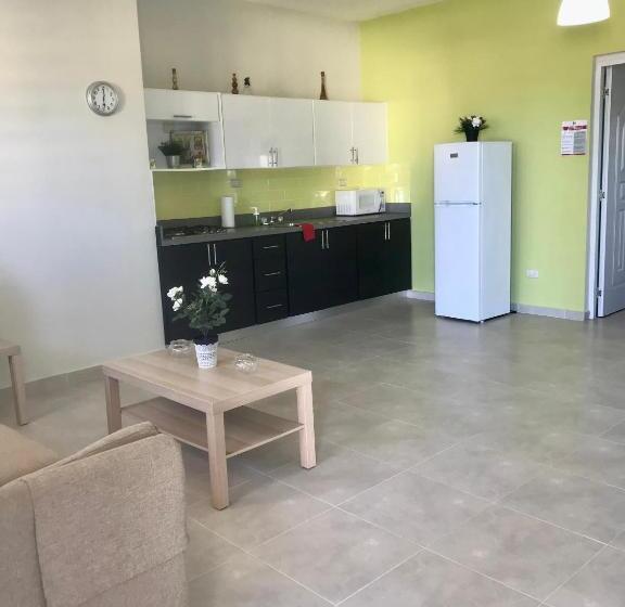آپارتمان 1 خوابه با بالکن, Apartahotel Macadana
