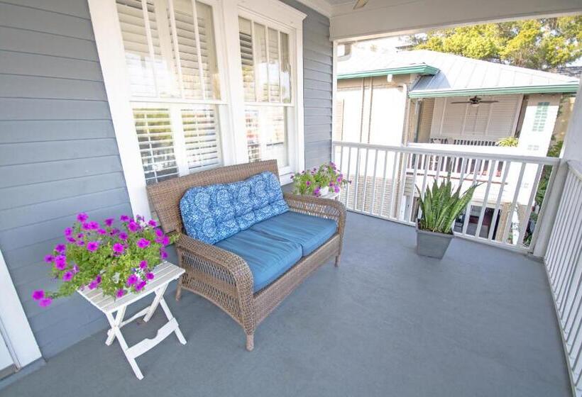 Стандартный Номер Кровать Кинг, Hemingway House Bed And Breakfast