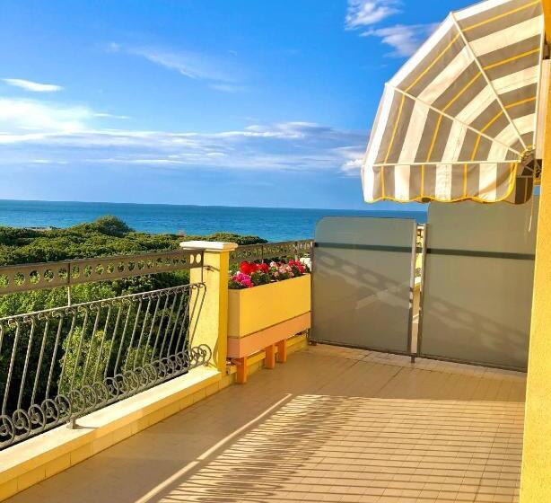 Triple Room Sea View, Caravel B&b