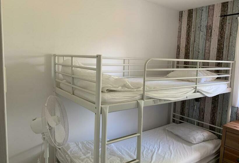 Четырехместный Номер Стандарт, 4hearts B&b