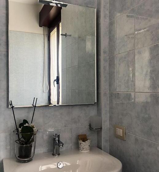 Quarto Quadruple Standart com Varanda, Cala Di Rio B&b