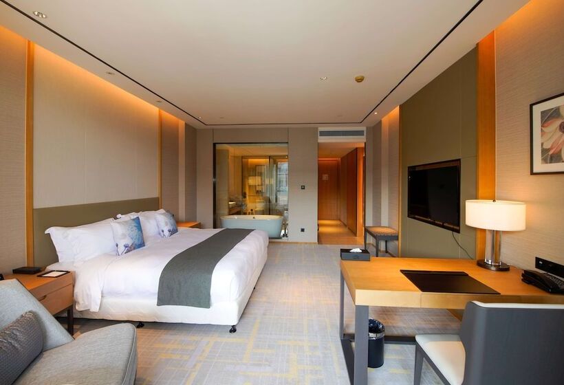 Номер Deluxe, Howard Johnson By Wyndham Glory Plaza Qidong