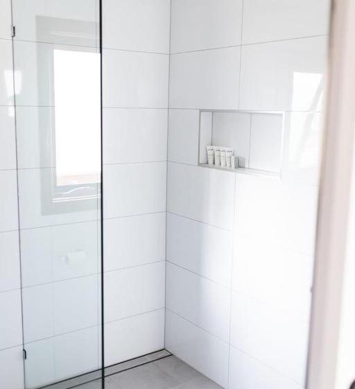 Люкс Повышенной Комфортности, Tuckers Lane Boutique Accommodation