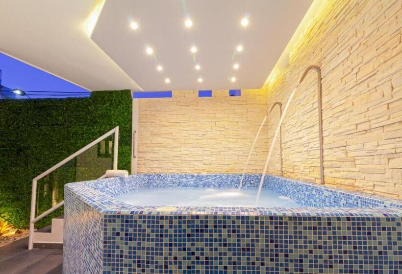 آپارتمان لوکس 1 خوابه, Seven Boutique Apartments Cancún