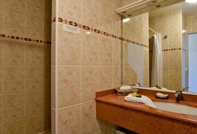 Номер Стандарт с Террасой, Restaurant Baratxartea