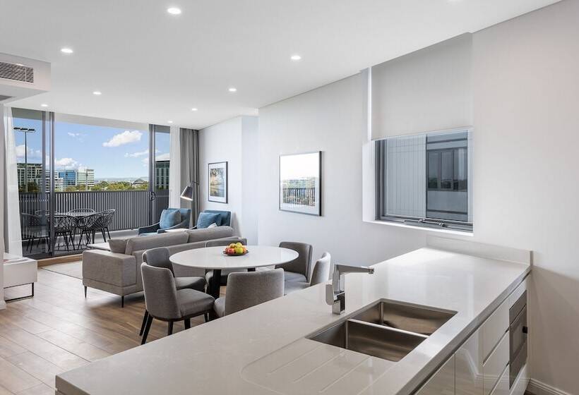 三卧豪华套房, Meriton Suites Coward Street, Mascot