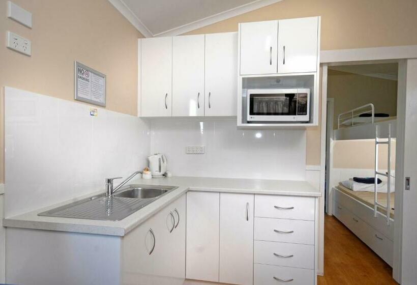 Номер Стандарт, Barrack Point Holidays