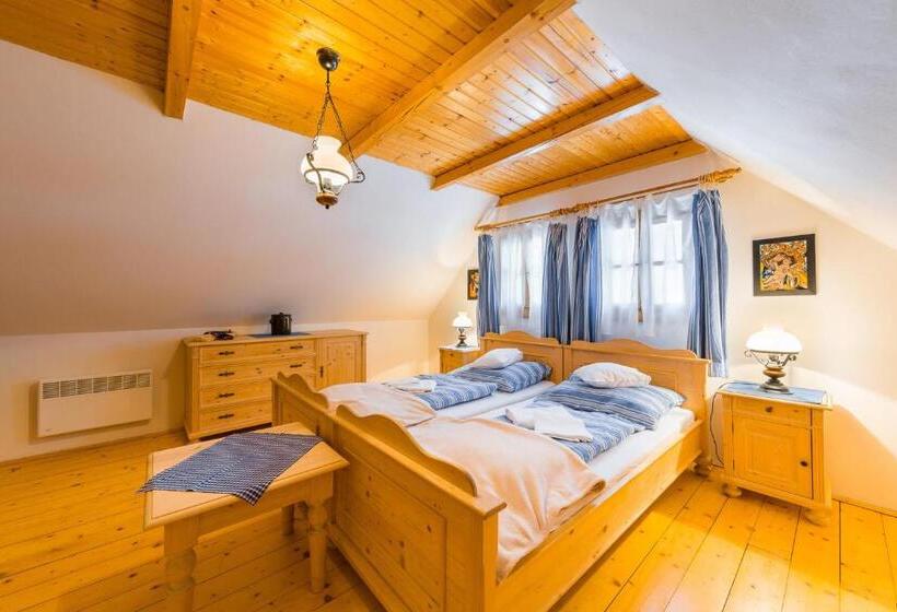 کلبه ییلاقی سوپریور یک خوابه, Valašské Chalupy Resort