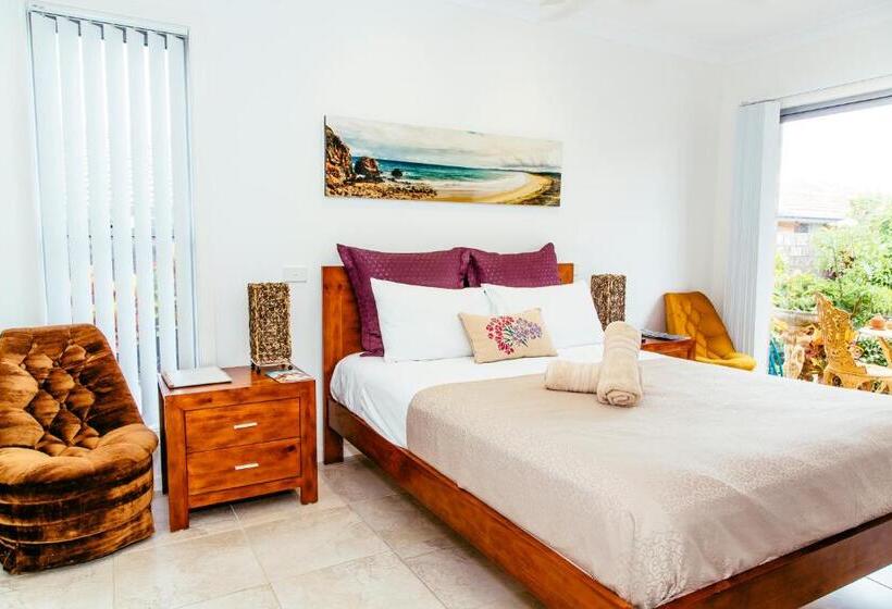 带花园景观的标准工作室, Coffs Jetty Bnb