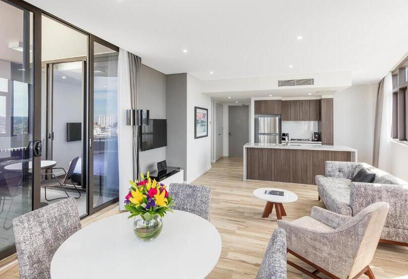 Люкс 2 Спальни, Meriton Suites Church Street, Parramatta