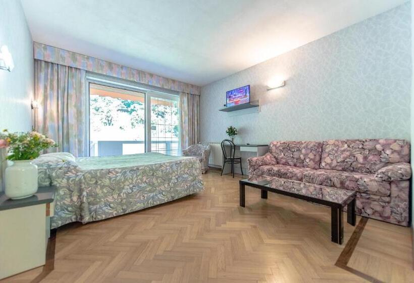 Номер Стандарт Трехместный, Pian Nava