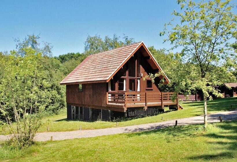Дом 2 Спальни, Eastcott Lodges