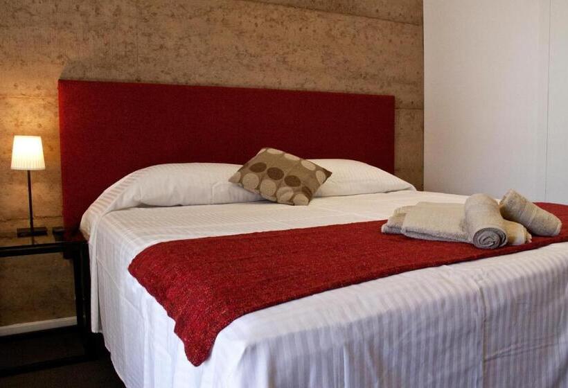 장애인을 위한 스탠다드 룸, Crossroads Ecomotel