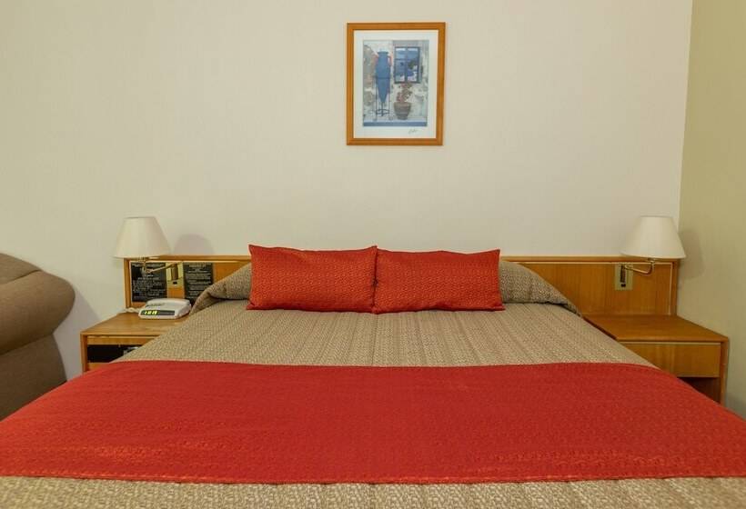 Семейный Номер, Club Inn Motel