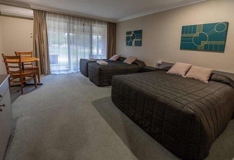 Номер Deluxe, Club Inn Motel