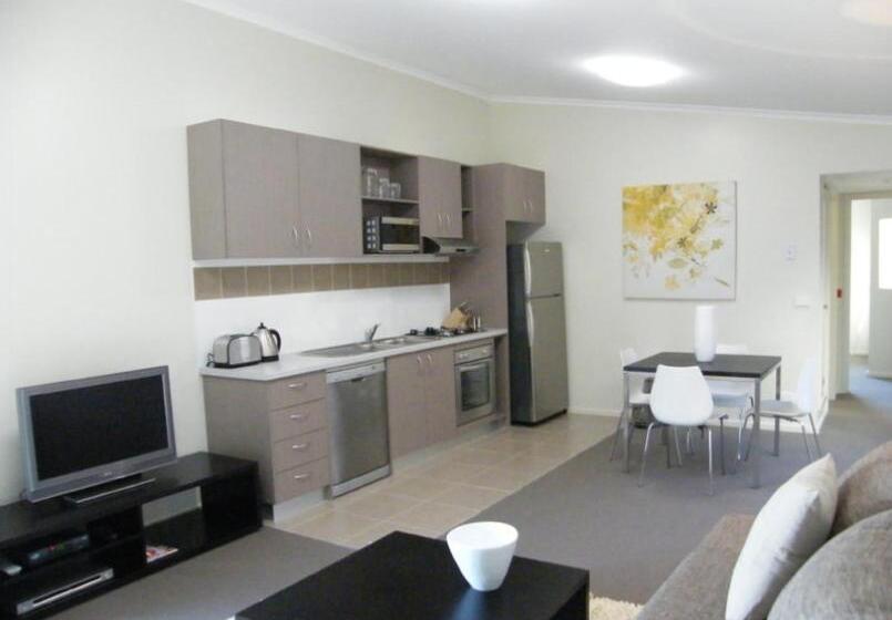 침실 1개 아파트, Ultima Apartments