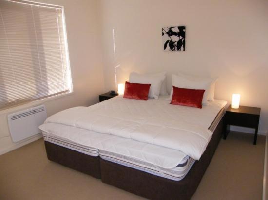 침실 2개 아파트, Ultima Apartments