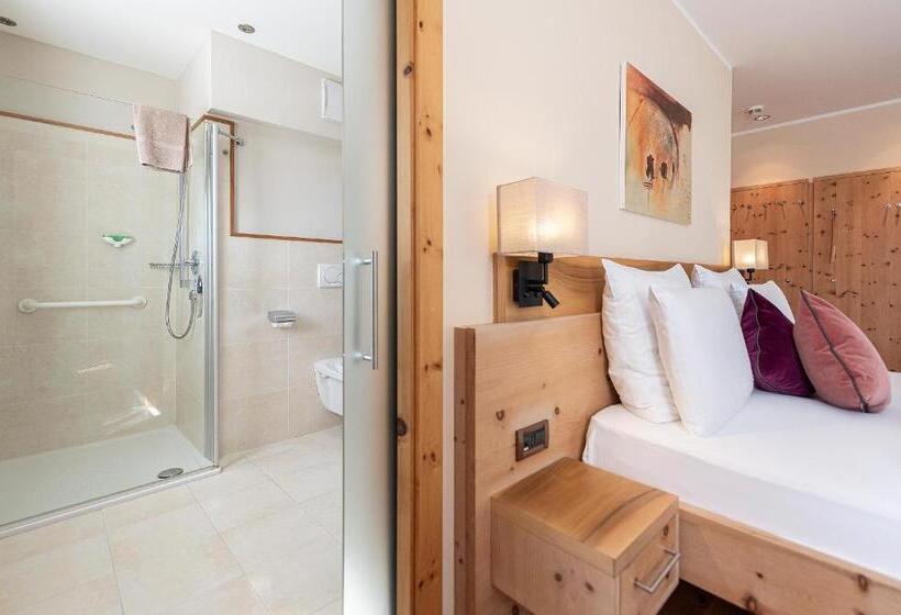 Номер Стандарт Вид на Горы, Vitalpina Hotel Waldhof