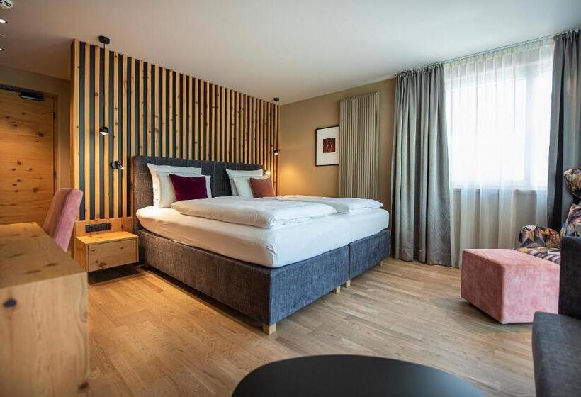 Президентский Люкс, Vitalpina Hotel Waldhof