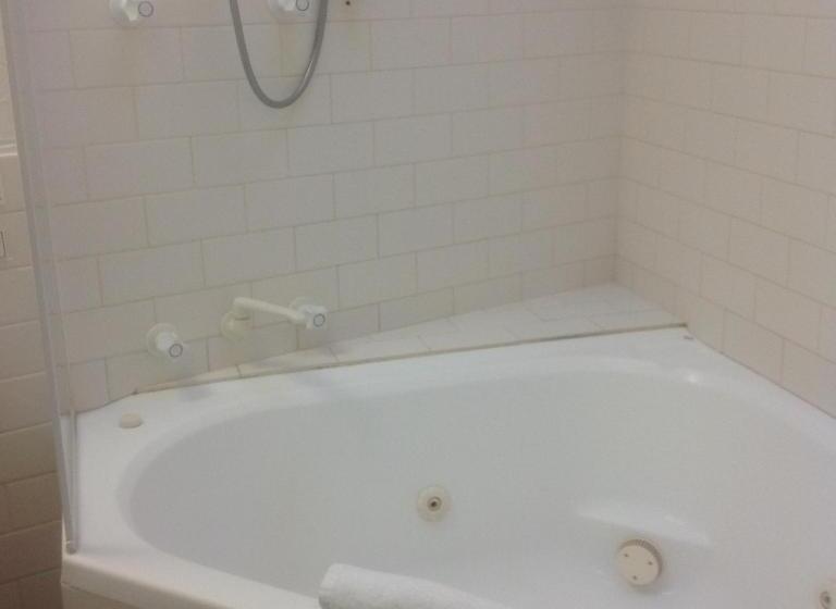 Апартаменты 2 Спальни, Motel Farnboro