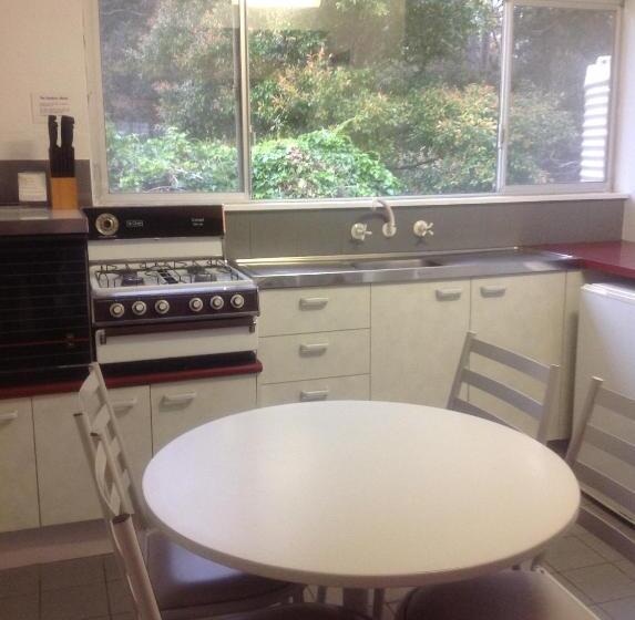 침실 2개 아파트, Motel Farnboro