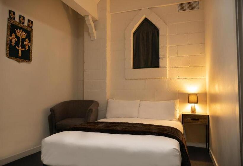 스탠다드 룸, Kryal Castle Ballarat