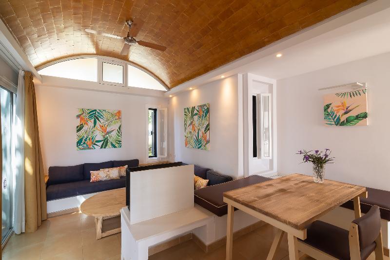 Bungalow Estándar, Bungalows Cordial Biarritz