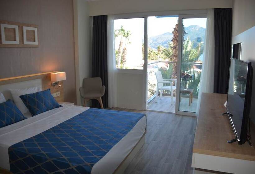 اتاق استاندارد با چشم‌انداز دریا, Fortezza Beach Resort