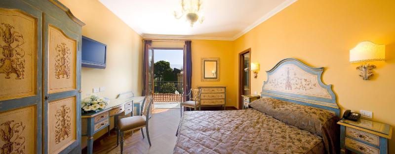 اتاق لوکس, Fortezza Beach Resort