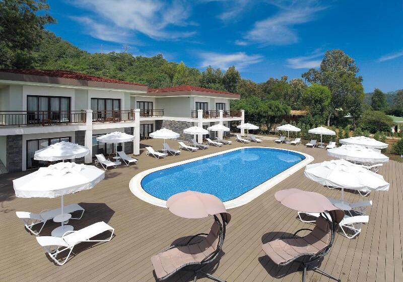 اتاق لوکس, Fortezza Beach Resort