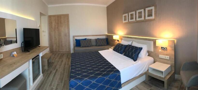 اتاق استاندارد, Fortezza Beach Resort