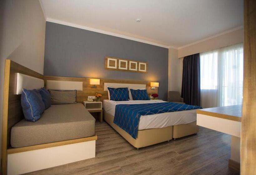 اتاق استاندارد با چشم‌انداز دریا, Fortezza Beach Resort