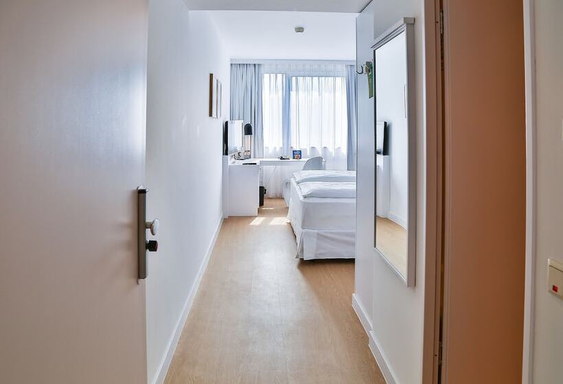 Номер Премиум, Frankfurt Messe Affiliated By Melia