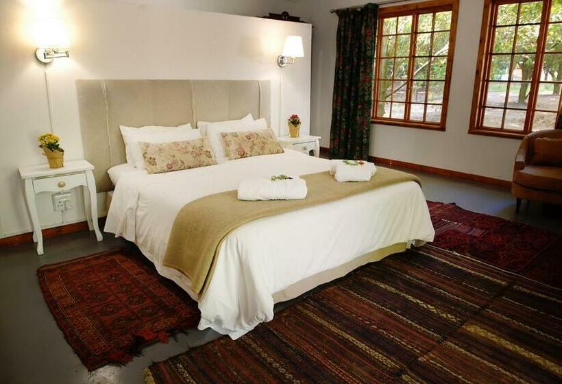 اتاق لوکس با چشم‌انداز باغ, Almar View Guest House